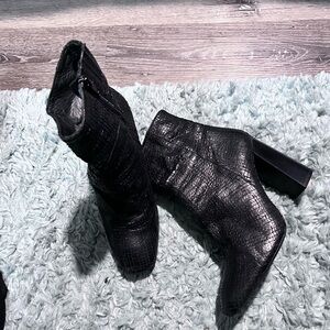 Women Casual Free People Women Snakeskin Boots Black Leather Heel Shoes Sz9